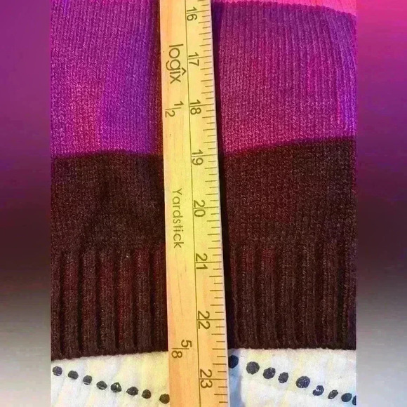 NY & CO rhinestone shoulder colorblock turtleneck sweater size XS - Picture 12 of 12